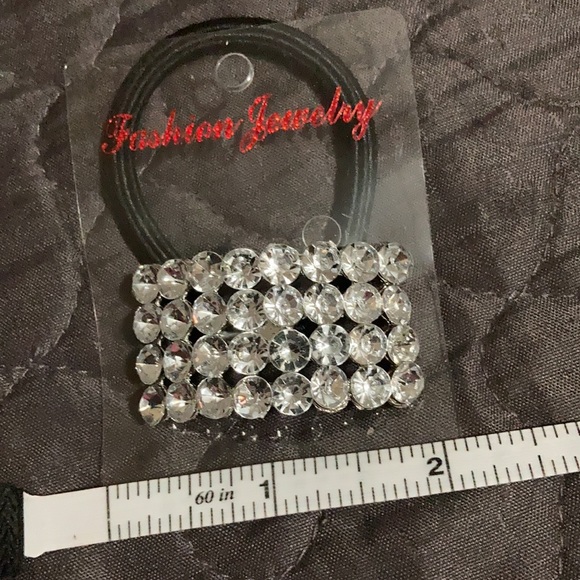 Rhinestone ponytail holder - Picture 3 of 3